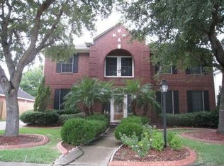 2810 White Oak Ln, Pearland, TX 77584
