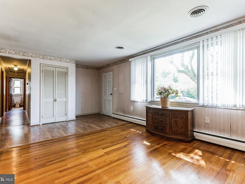 306 Hamilton St, Delaware City, DE 19706 | Zillow