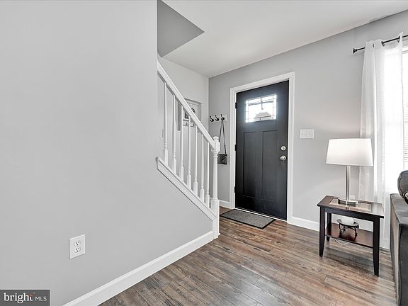 4th image of 166 Heatherwood Dr
