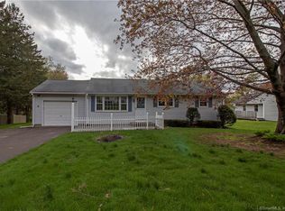 123 Westview Dr, Meriden, CT 06450