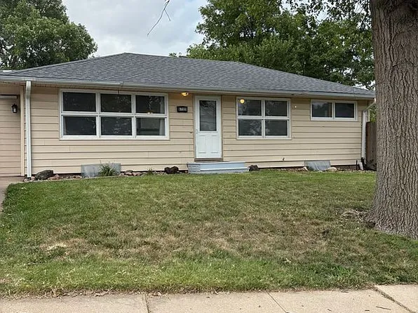 6700 Gladstone St, Lincoln, NE 68507