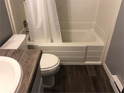 4th image of 811 E 25th St APT 4