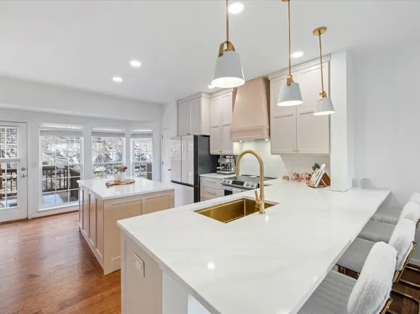 7277 Charlotte Pike Unit 261, Nashville, TN 37209