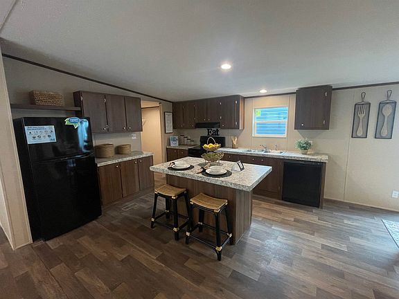 5th image of 151 Plantation Trl