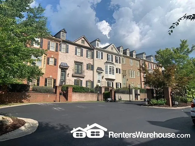 4401 Wilkerson Manor Dr SE