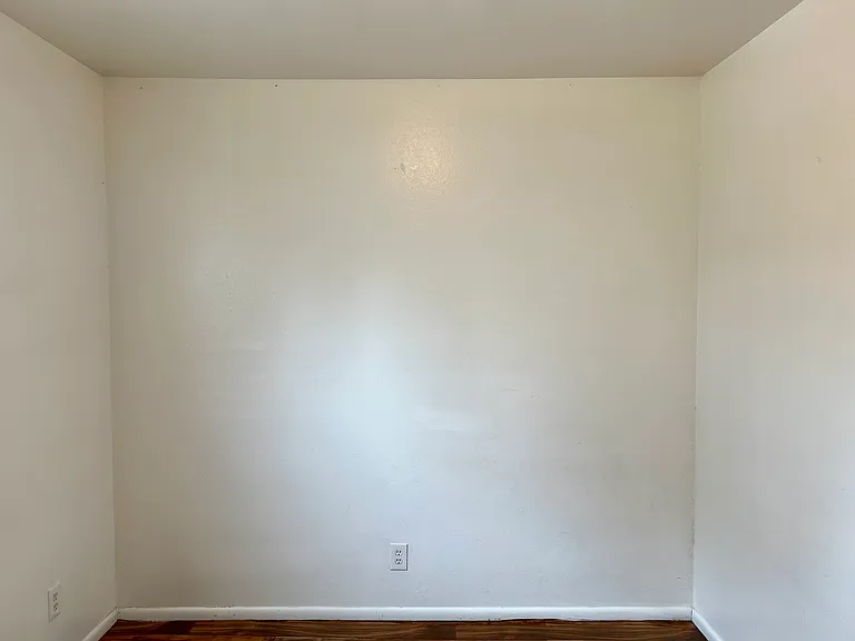 519 Camp St #9 — Photo 8