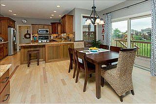 5th image of 1525 SE Bell Dr