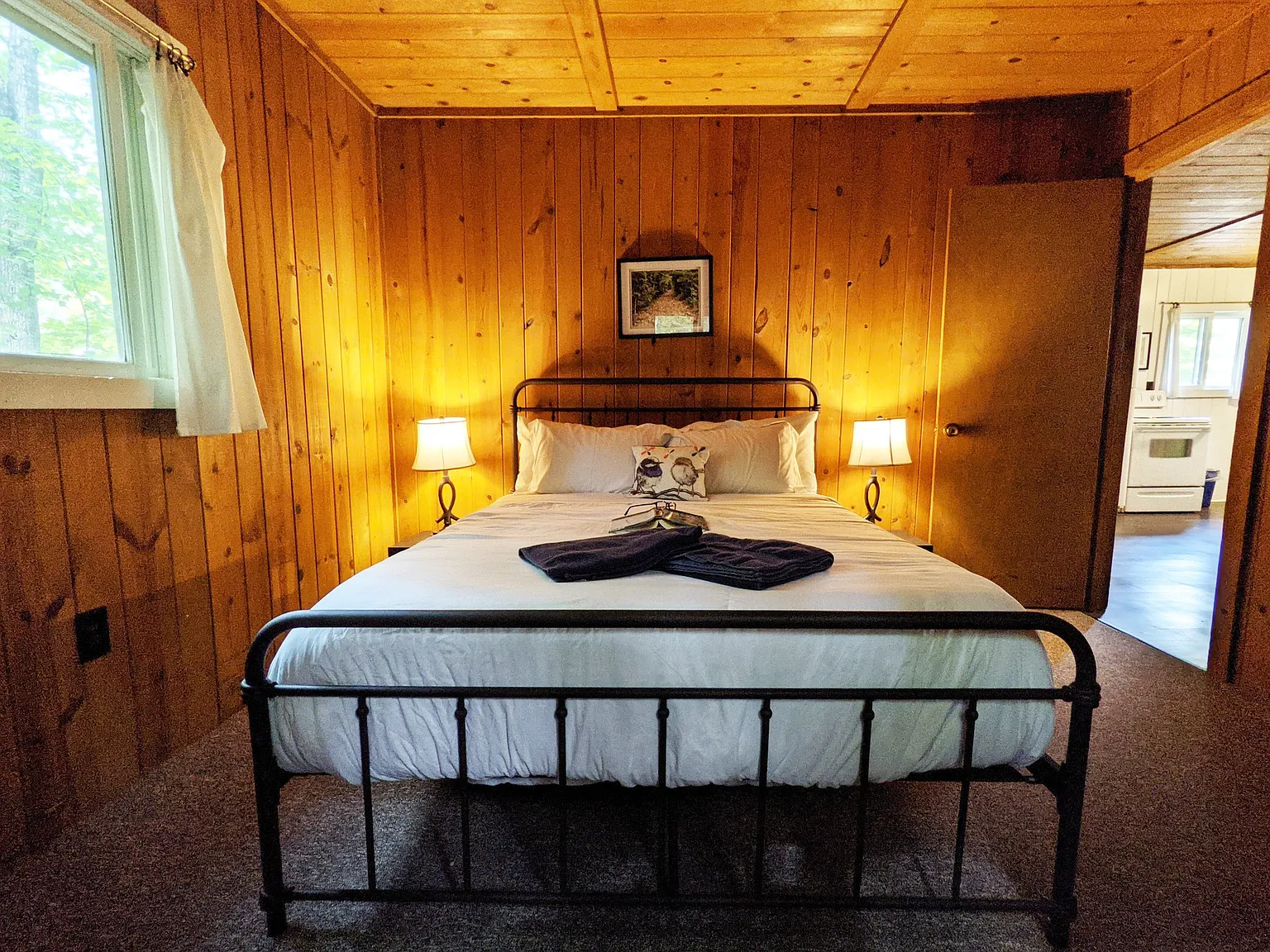 All-Inclusive Furnished Lakefront 2BR Cabin Utilities, WiFi & Plowing Included | Eagle River Area — Photo 2