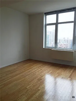 Rented by Triumph Property Group | media 25