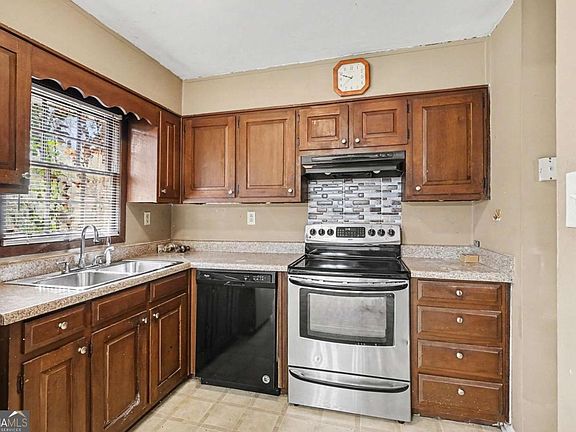 2nd image of 1514 Malibu Ct