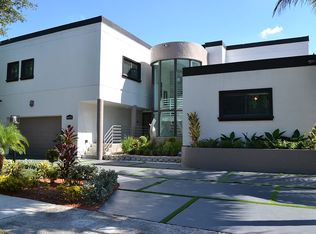 16473 NW 82nd Ave, Miami Lakes, FL 33016