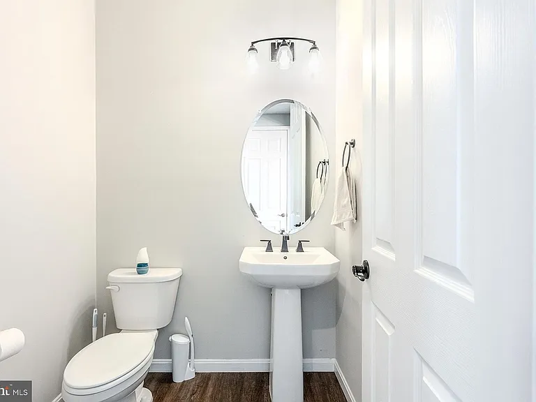 324 Cedar Spring Dr — Photo 17