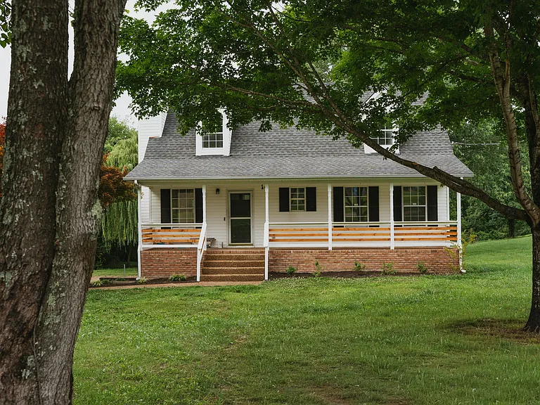 1001 Old Eastside Rd — Photo 45