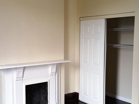 4th image of 4741 Woodlawn Ave