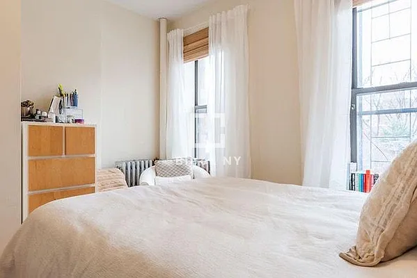 Rented by Block Holdings LLC | media 13