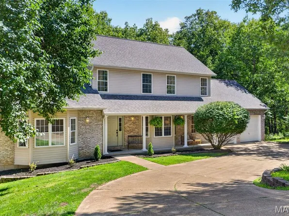 5012 Oak Bluff Dr, High Ridge, MO 63049