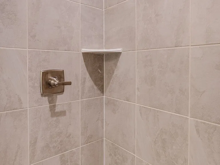 1041 Mountain View Dr — Photo 16