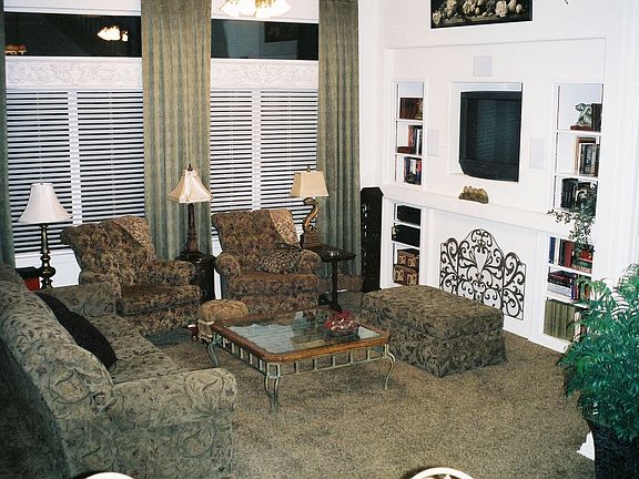 Spacious great room with vaulted ceilings