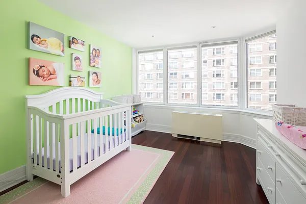 Rented by Douglas Elliman | media 16