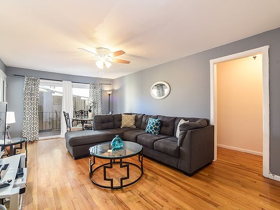3rd image of 415 Woodland Hills Rd