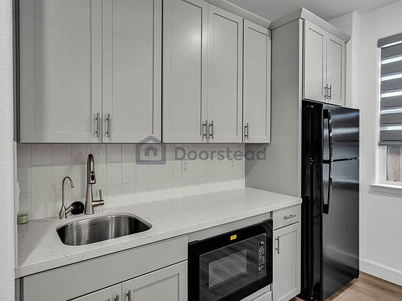 3rd image of 3402 Trumpet Vine Dr #Adu
