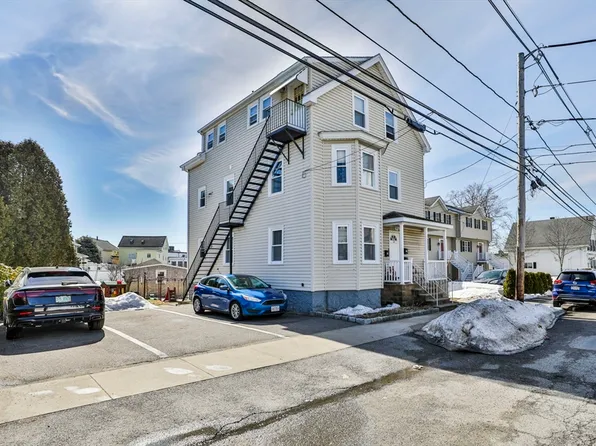 23 Northend St, Peabody, MA 01960