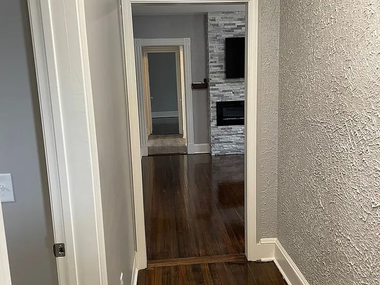 33-35 Fairview St — Photo 6