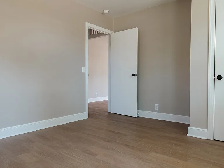 332 Guilford St — Photo 16