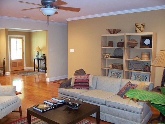 5th image of 602 Mackwood Dr