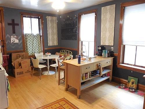 2nd image of 2334 W Belden Ave #3