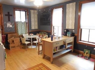 2334 W Belden Ave, Chicago, IL 60647