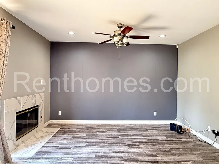 6865 Camino De Amigos — Photo 10