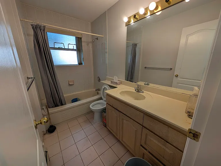 7 Thornhill Dr — Photo 16