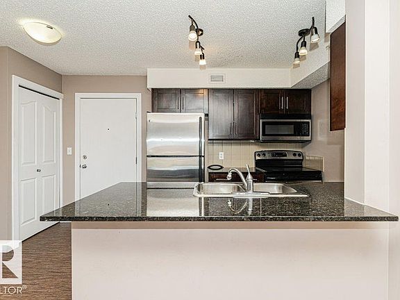 4th image of 11804 22nd Ave SW #405