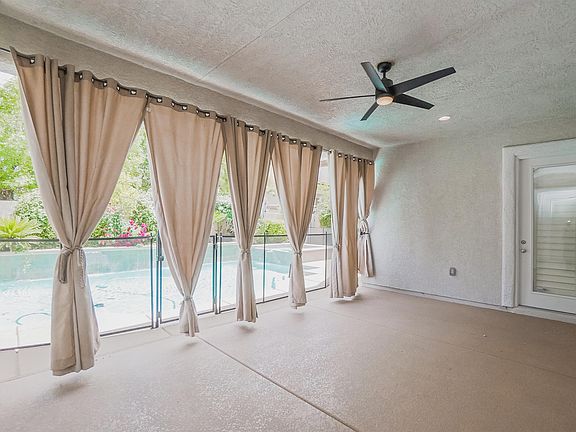 4th image of 10890 Marandola St
