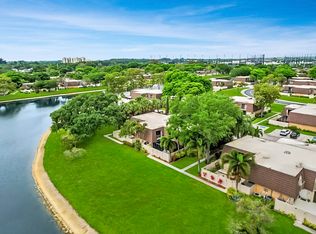 6919 69th Way, West Palm Beach, FL 33407