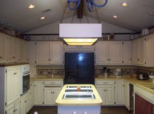 1015 Lakefront Dr, Harrah, OK 73045