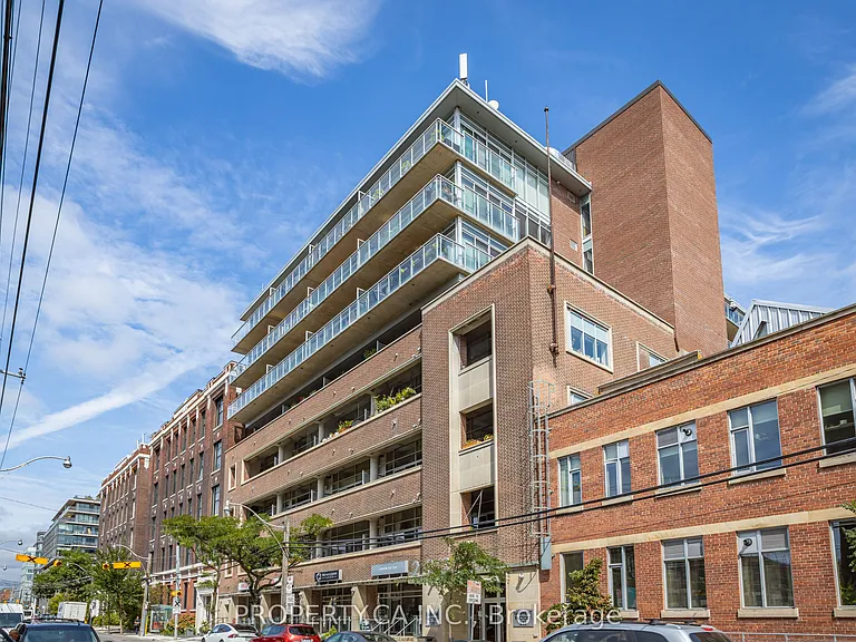 233 Carlaw Ave #325 — Photo 4