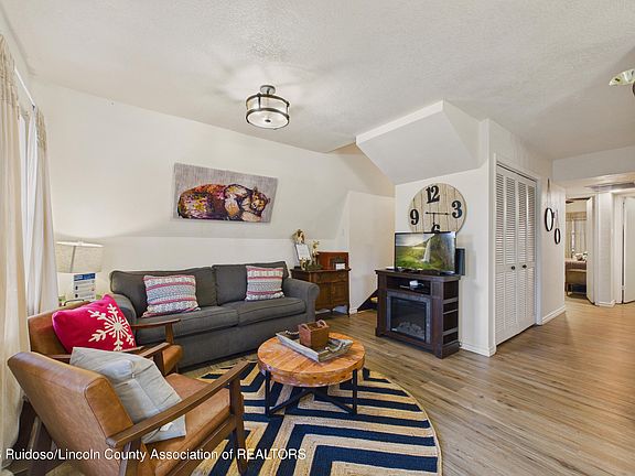 3rd image of 555 2nd St
