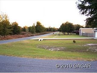 4th image of 125 SW Thistlewood Ln