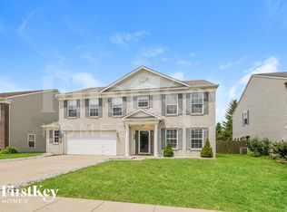 10372 Waveland Cir, Fishers, IN 46038