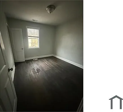 2200 Fulton Ave SW — Photo 5