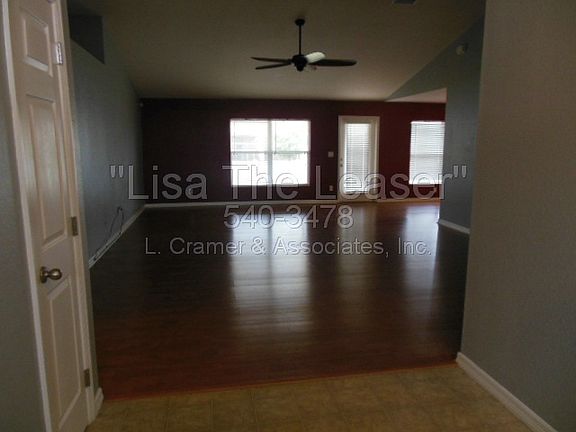 2nd image of 4305 NE 9th Ave