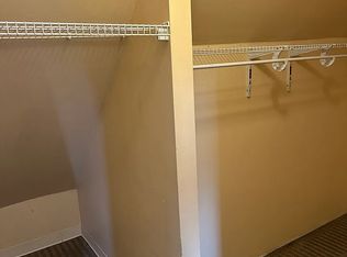 17 Adelaide St APT 3, Hartford, CT 06114