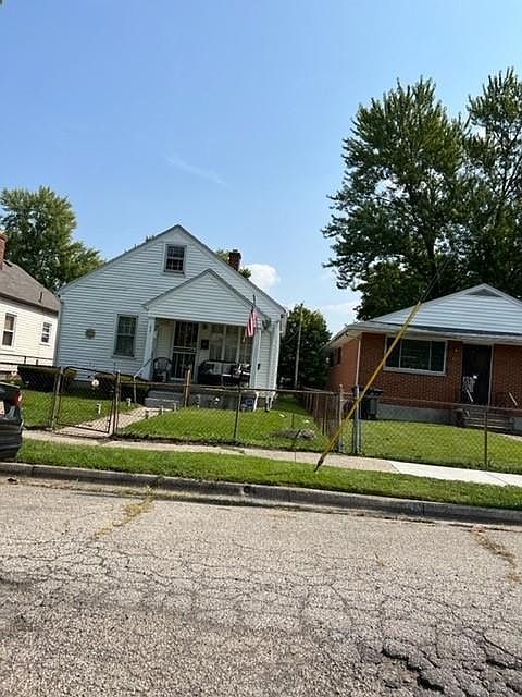 1st image of 808 Huron Ave