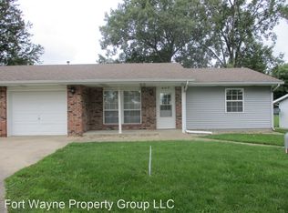 407 N Elm St, Albion, IN 46701