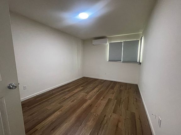 4th image of 1531 10th St APT B