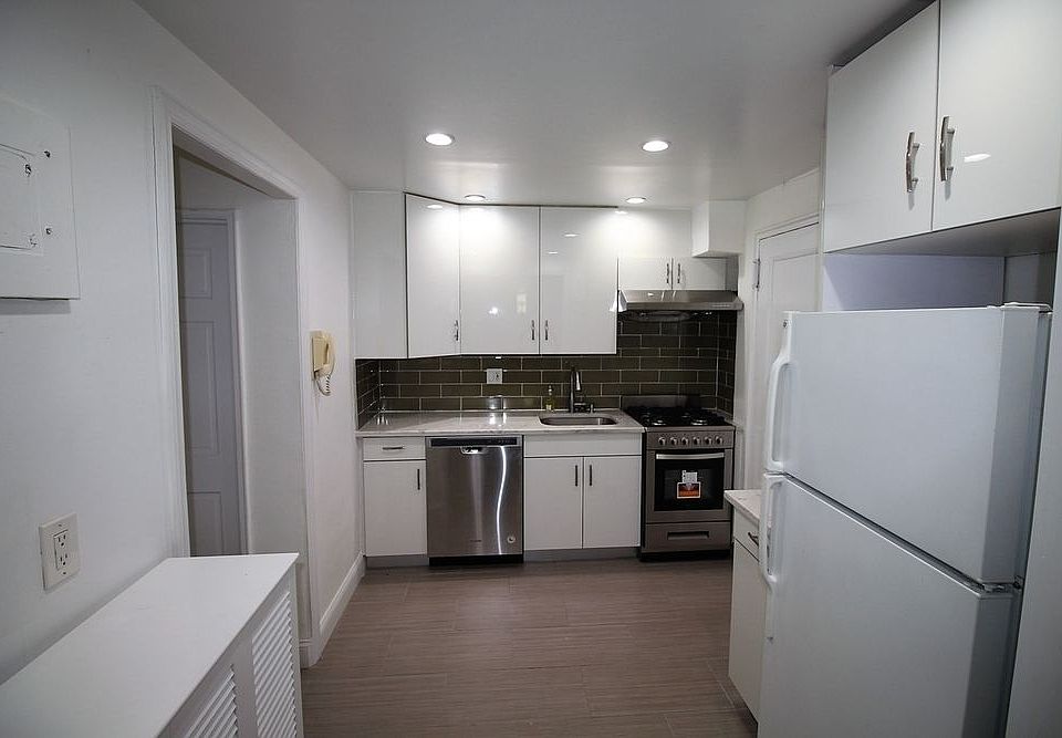 1st image of 110-20 71st Ave #216