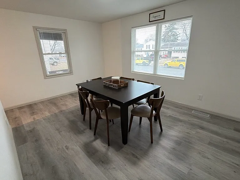 2355 Oakwood Manor Dr — Photo 11