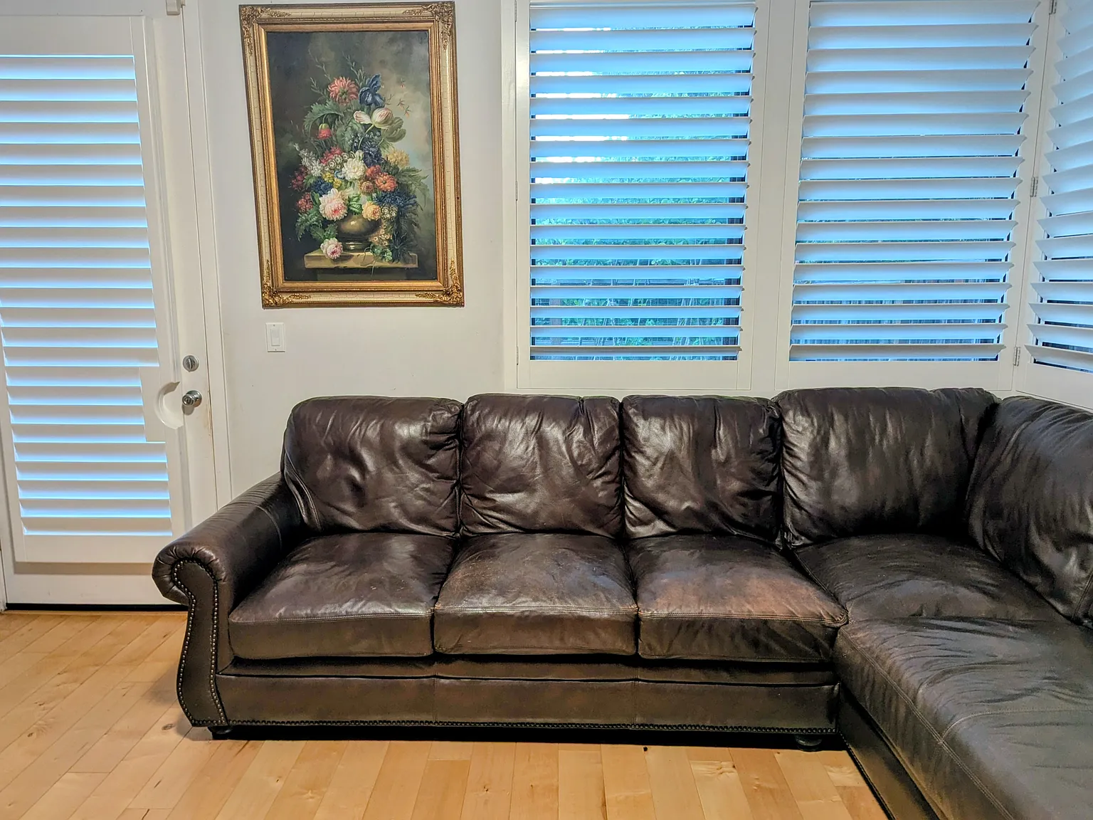 4 bed, 2340 sqft, $9,800 — Photo 4